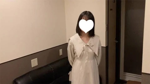 FC2-PPV-4840818 [Completely new! ・1000 yen off for the first 100 people] Maa, 18 years old, facial & N-cum, raw. A plain, baby-faced girl with black hair and a uniform is doing everything she can for the first time! After the facial, she obeys the s